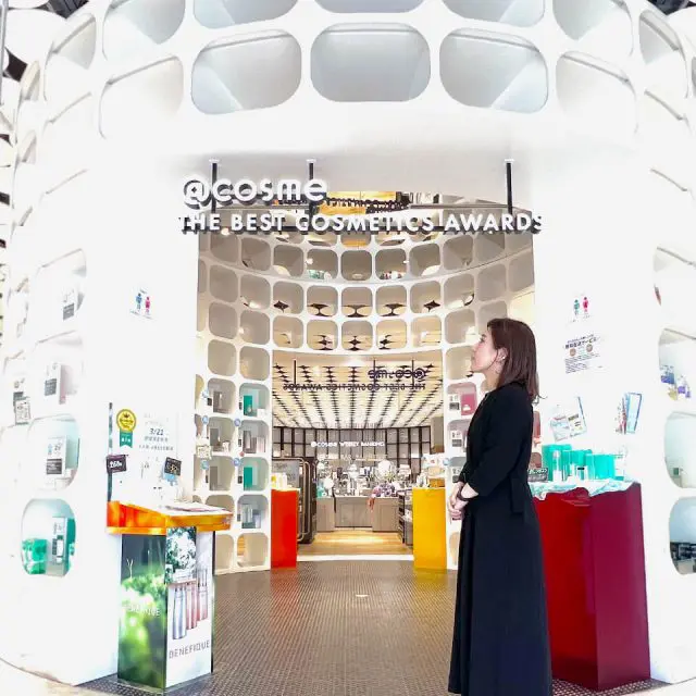 @cosme TOKYO店